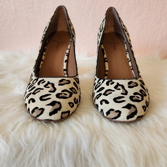 Linea Paola Leopard Cheetah Print Flocked Block Heels - Picture 2 of 8